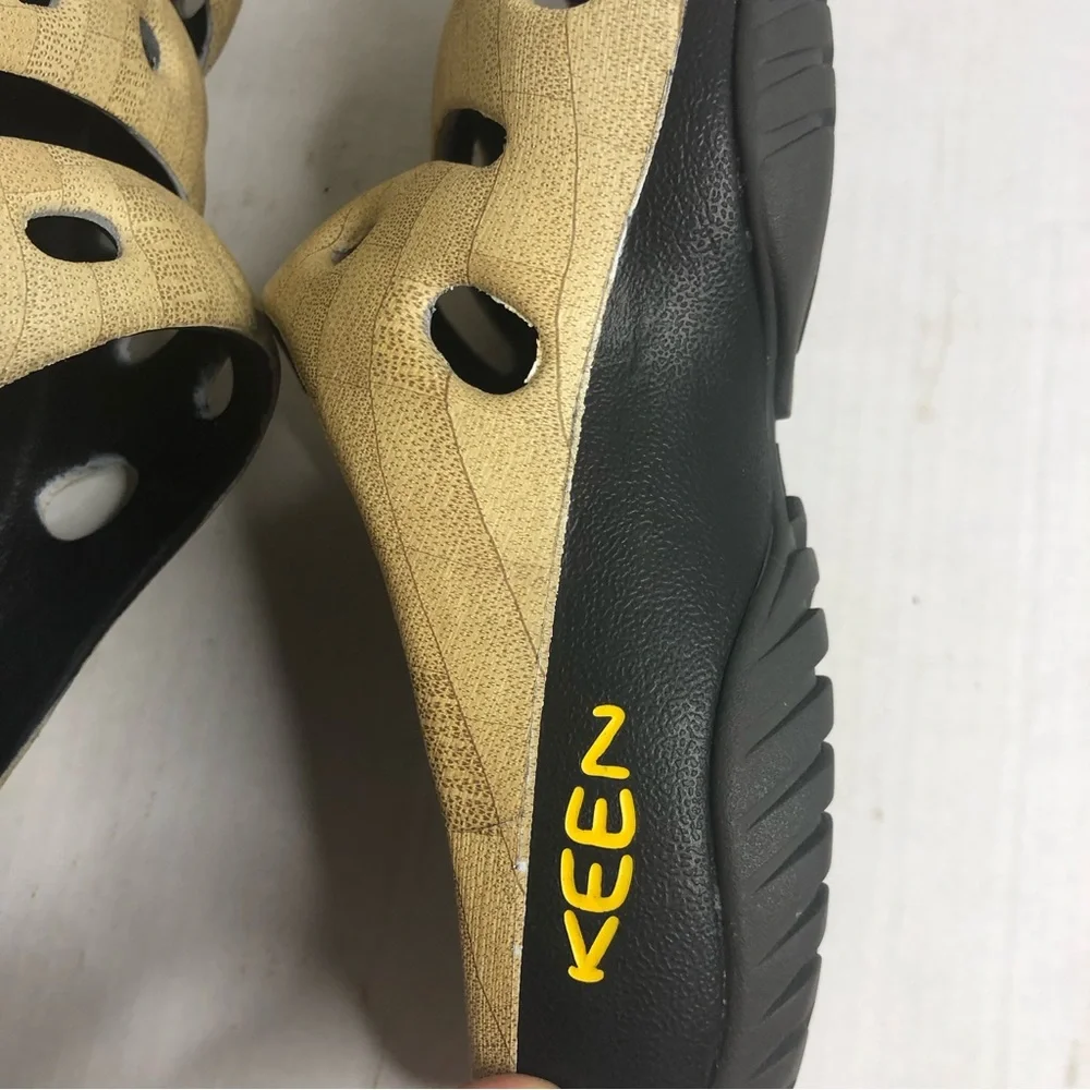 Keen Mules Yogui Arts Mens Size 11 Slip On Shoes Sandals